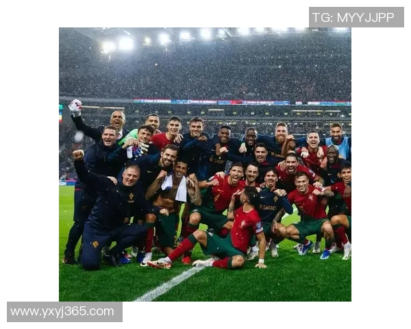 2025年世界足球前五大球星排名及其历史地位分析